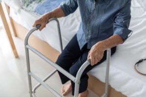 Read more about the article Bed Rails for Seniors: Enhancing Safety and Independence!